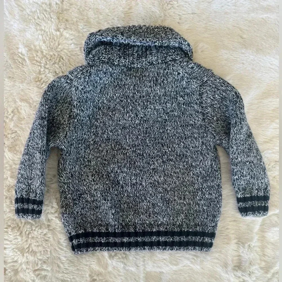 Ralph Lauren kids | newborn size 12m black and white knitted warm sweater - Picture 3 of 9